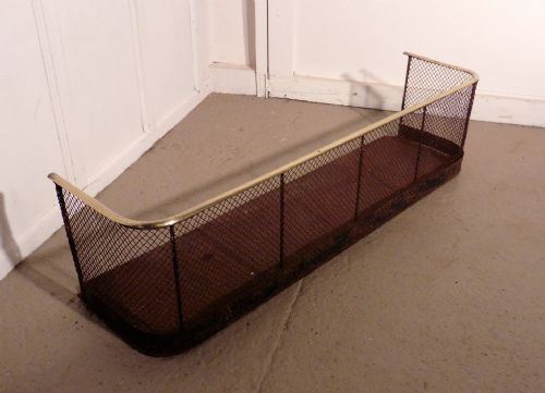 fig 1. Victorian Nursery Fire Guard or Club Fender 