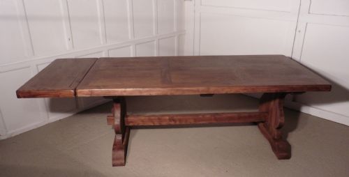 fig 3. A Large French Elm Refectory Extending Table