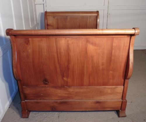fig 2. 19th Century French Empire Style Day Bed or Single Sleigh Bed. 