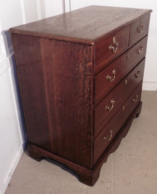fig 2. A Georgian Oak Chest of Drawers