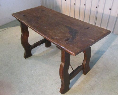 fig 2. An 18th Century Oak Tavern Table