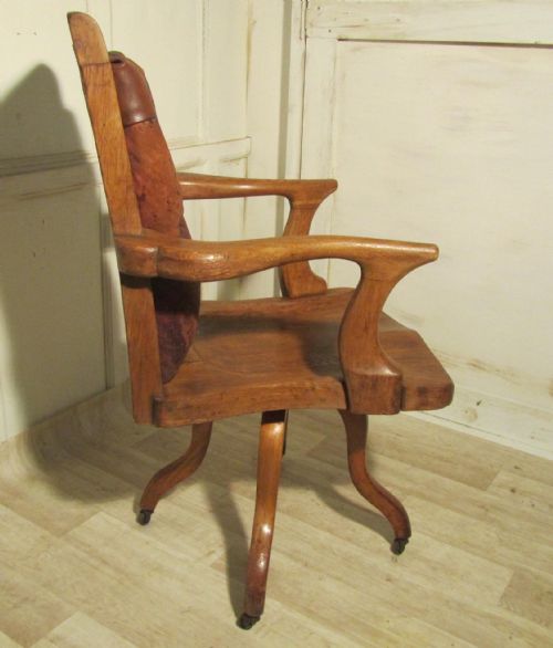 fig 2. A Large Shabby Oak and Leather, Office Chair or Desk Chair 