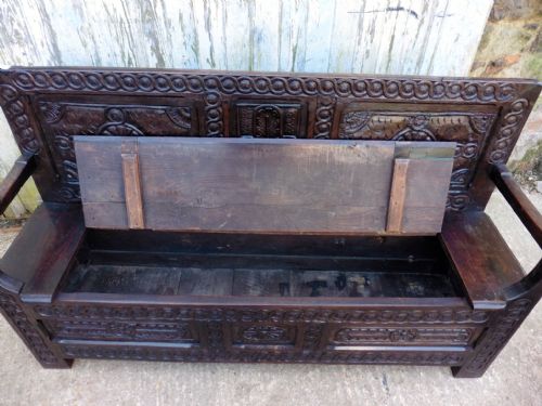 fig 3. A French 17th Century Oak Box Settle