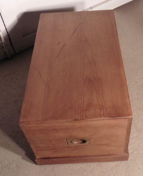 fig 2. Victorian Pine Blanket Box, or Coffee Table