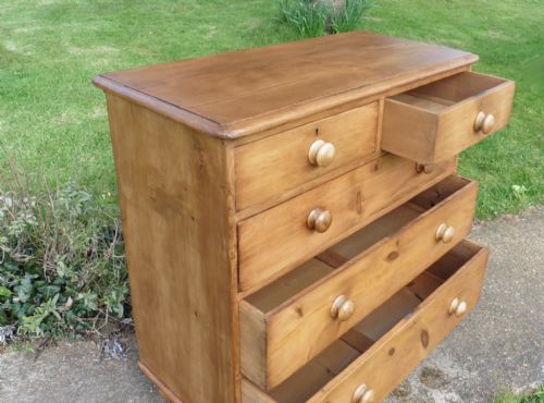 fig 3. A Large Victorian Pine chest of drawers