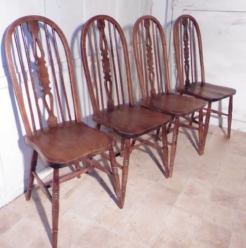 Set of 4 Country Oak Kitchen Dining Chairs, Wheel Back