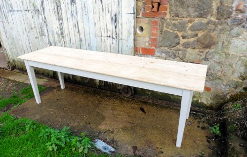 fig 2. Long Narrow Pine Farmhouse Kitchen Scrub TopTable