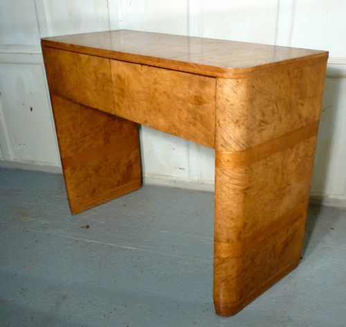 Art Deco Side Table in Bird’s Eye Maple