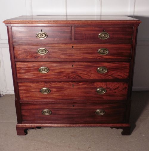 Large Georgian Mahogany Chest of Drawers