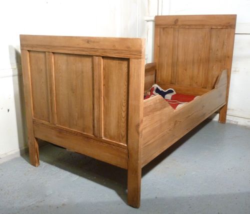 fig 2. A 19th Century French Rustic Pine Single Sleigh Bed