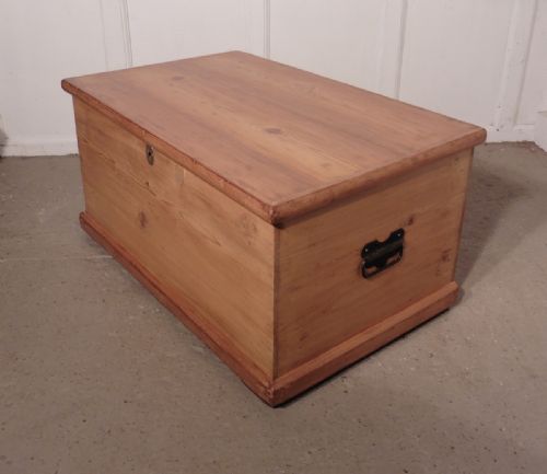 fig 1. Victorian Pine Blanket Box or Coffee Table