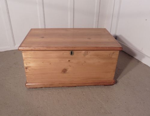fig 2. Victorian Pine Blanket Box or Coffee Table