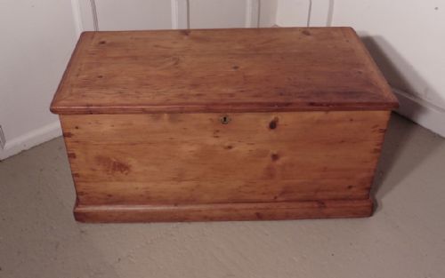 fig 3. Victorian Pine Blanket Box or Coffee Table