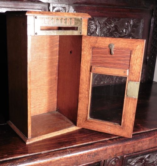 fig 3. Victorian Country House Letter Box.