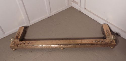 fig 1. Large Heavy Victorian Brass Fender