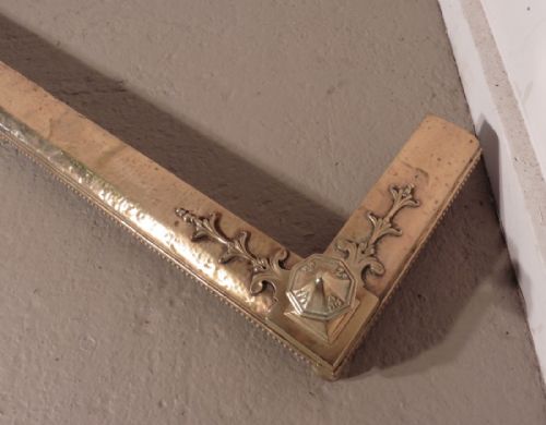 fig 3. Large Heavy Victorian Brass Fender