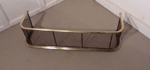 fig 2. Victorian Nursery Fire Guard or Club Fender