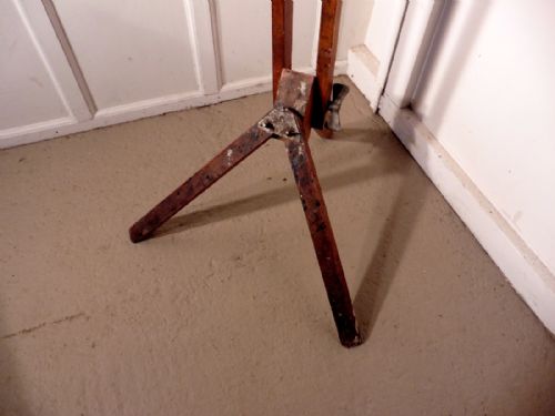 fig 2. A Tall Edwardian Adjustable Folding Easel