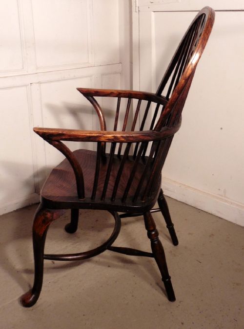 fig 1. Elm and Ash Wheel Back Windsor Carver Chair