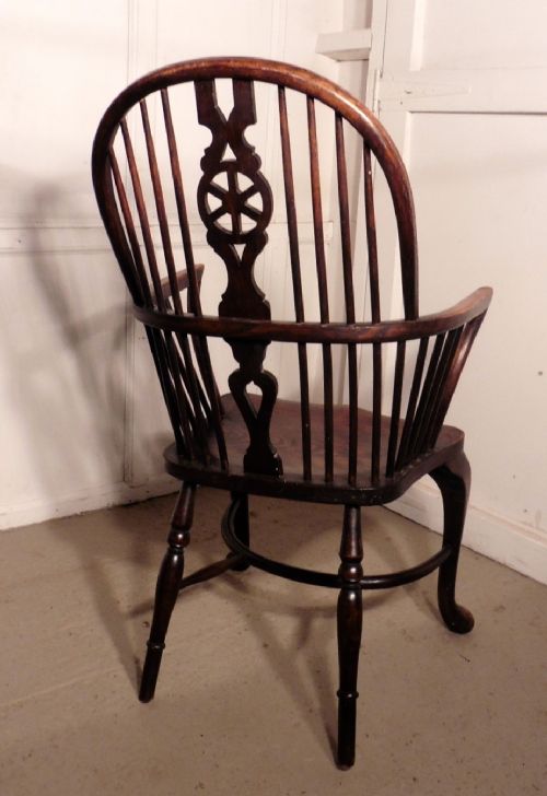 fig 2. Elm and Ash Wheel Back Windsor Carver Chair