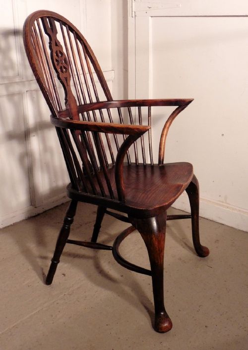 fig 3. Elm and Ash Wheel Back Windsor Carver Chair