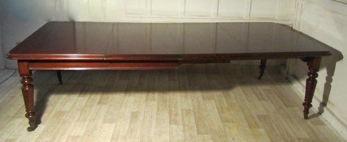 fig 3. Large Victorian Mahogany Extending Dining Table