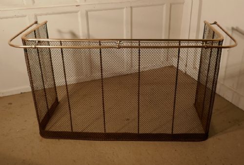 fig 2. Victorian Nursery Fire Guard or Club Fender