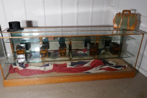 fig 1. Shop Counter