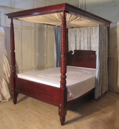 Large Mahogany 5ft Four Poster Bed