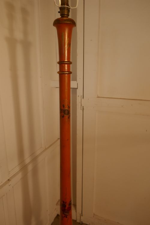 fig 3. Chinoiserie Lacquer Standard Lamp