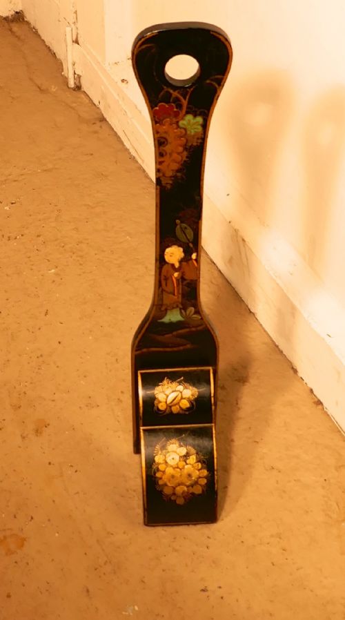 Black and Gold Lacquer Chinoiserie Door Stop
