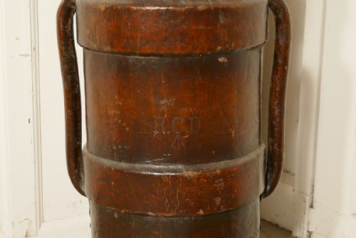 fig 3. WWI Moulded Leather Artillery Shell Carrier with Three Reinforced Bands