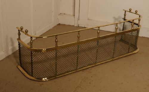 A Large Victorian Brass Nursery Fender