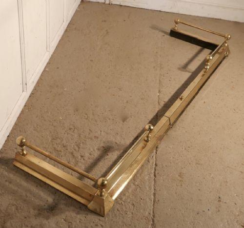 fig 1. Large Victorian Brass Fender