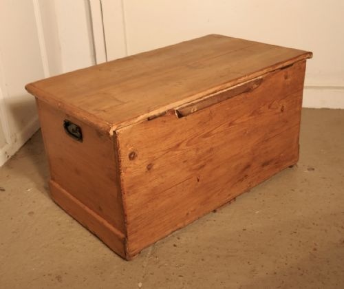 fig 1. Victorian Pine Blanket Box or Coffee Table