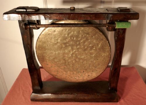 fig 4. Rustic Dark Wood and Brass Table Gong