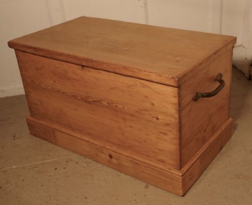 fig 3. Victorian Pine Blanket Box