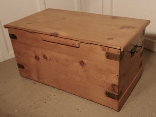 fig 4. Victorian Pine Blanket Box