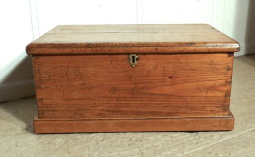 Small Pine Table Top Deed Box