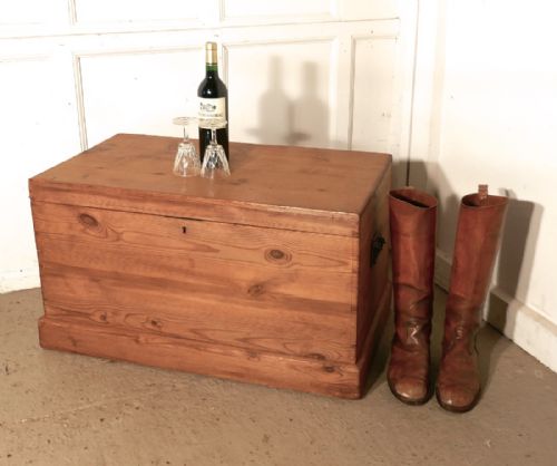 fig 1. Victorian Pine Blanket Box