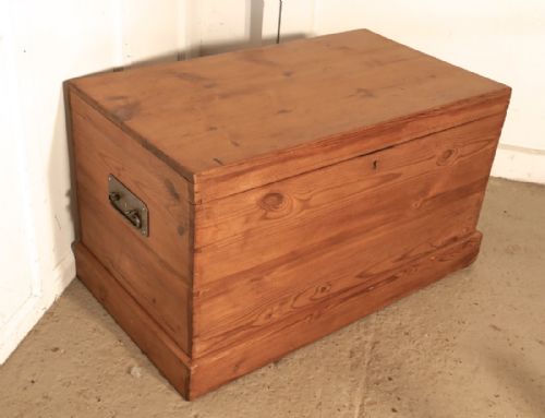 fig 3. Victorian Pine Blanket Box
