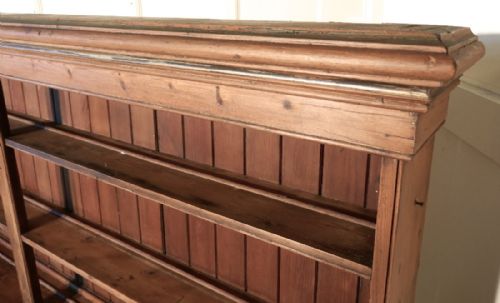 fig 2. Georgian Original Pine Dresser Top Plate Rack