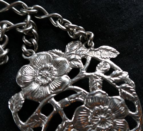 fig 3. Lovely Art Nouveau Silver Belt and Buckle