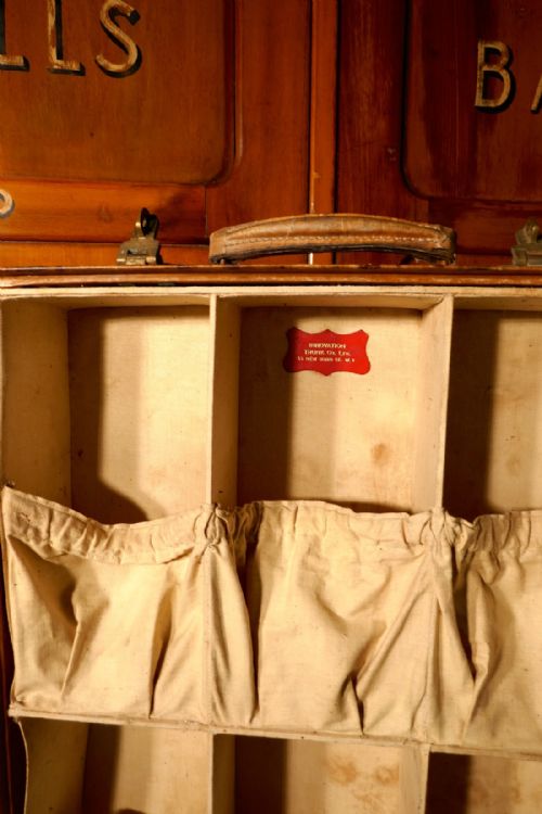 fig 4. Very Rare Shoe Case, Steamer Trunk for Shoes