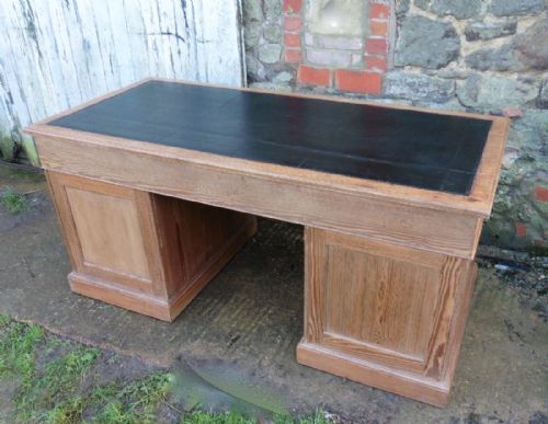 fig 3. A Very Large Victorian Pitch Pine Desk, by Heals