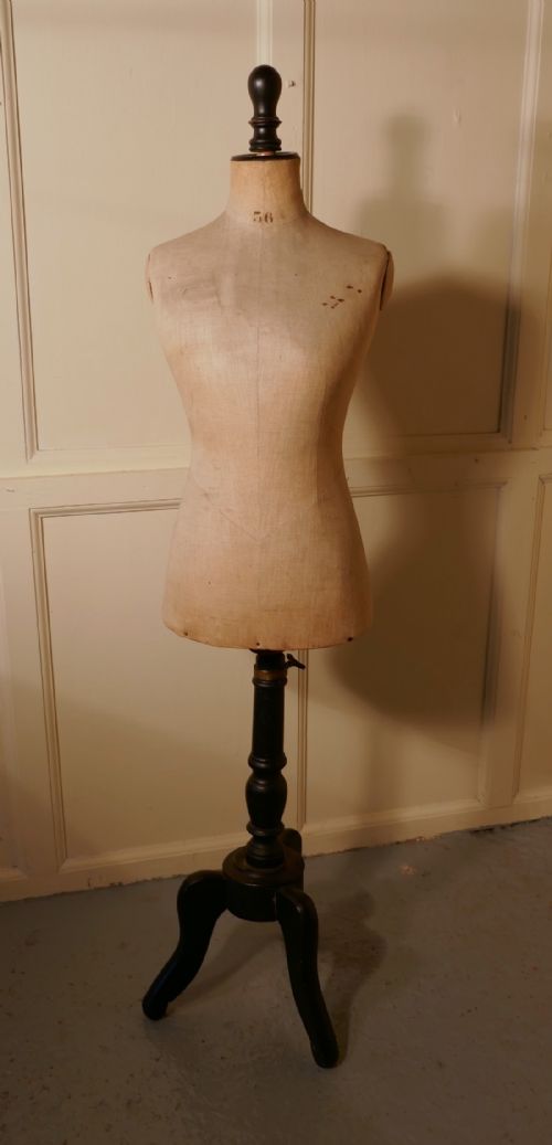 fig 3. A Vintage French Teenage Mannequin Size 5.