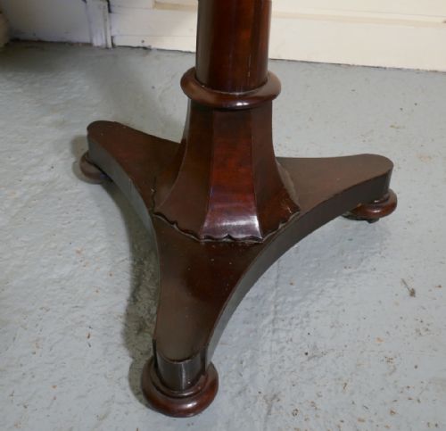 fig 2. Superb William IV Starburst Inlaid Tilt Top Mahogany Table