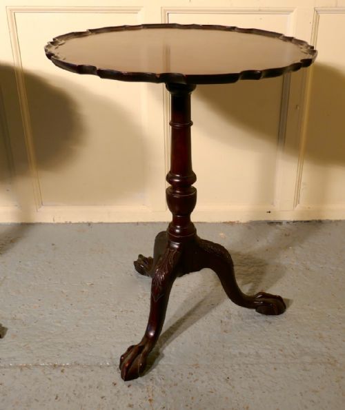 fig 2. A Pair of Georgian Mahogany Tripod Wine Tables with a Pie Crust Edge