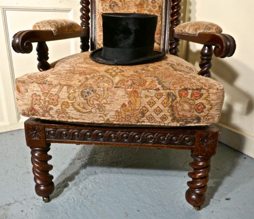 fig 3. Stunning Victorian Gothic Carved Oak Throne Chair