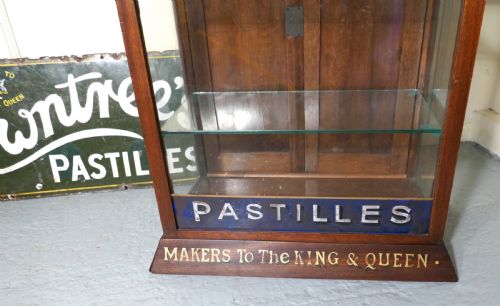 fig 2. Rountree’s Sweet Shop Display Cabinet